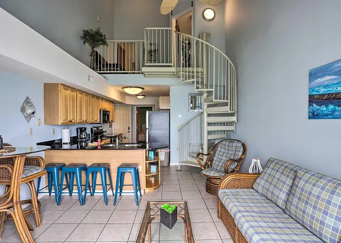 Resort-Style Condo With Lake-View Balcony!