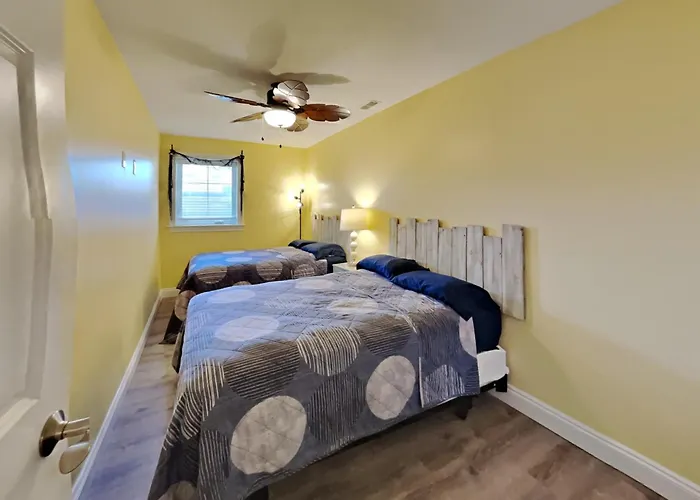 Put-In-Bay Waterfront Condo #107