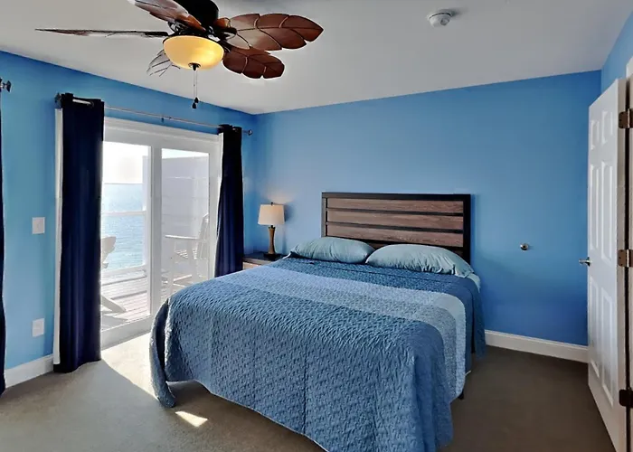 Put-In-Bay Waterfront Condo #208